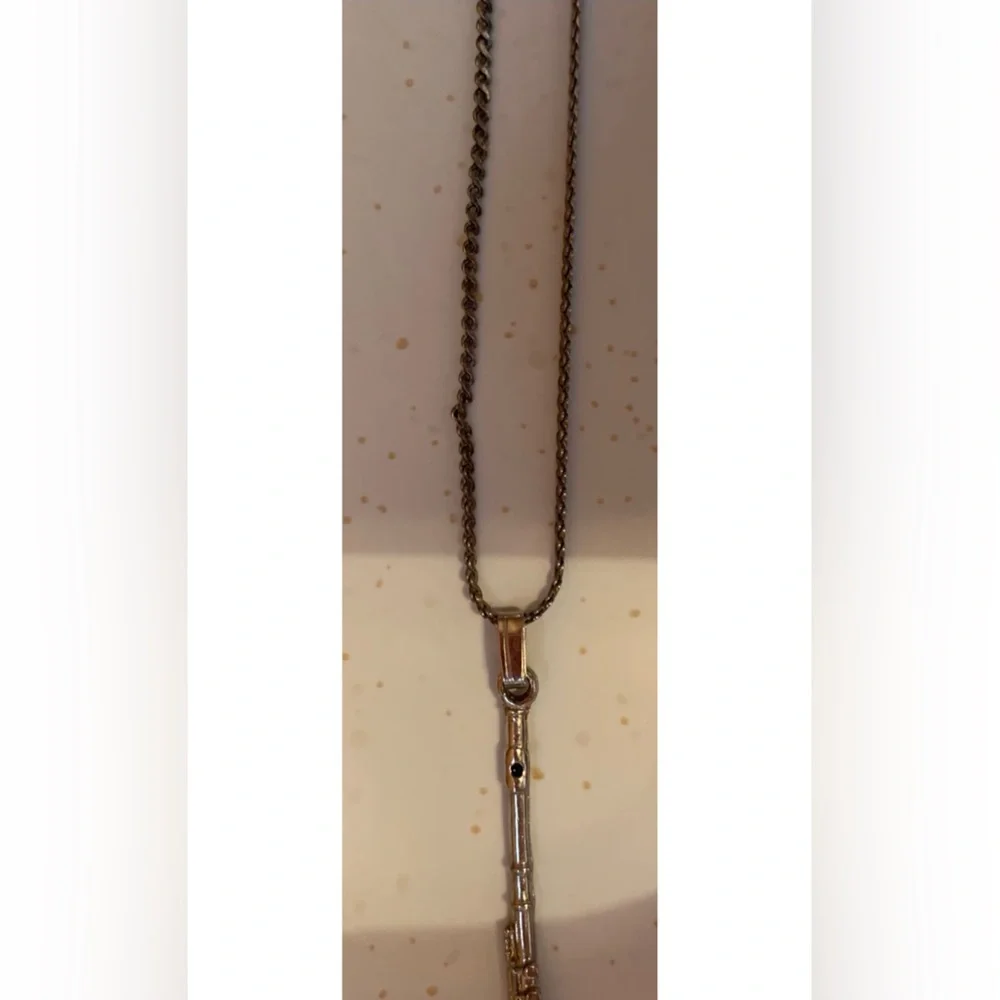 Sterling silver- flute necklace- 1980’s! Must sell! Perfect condition! - Picture 3 of 6